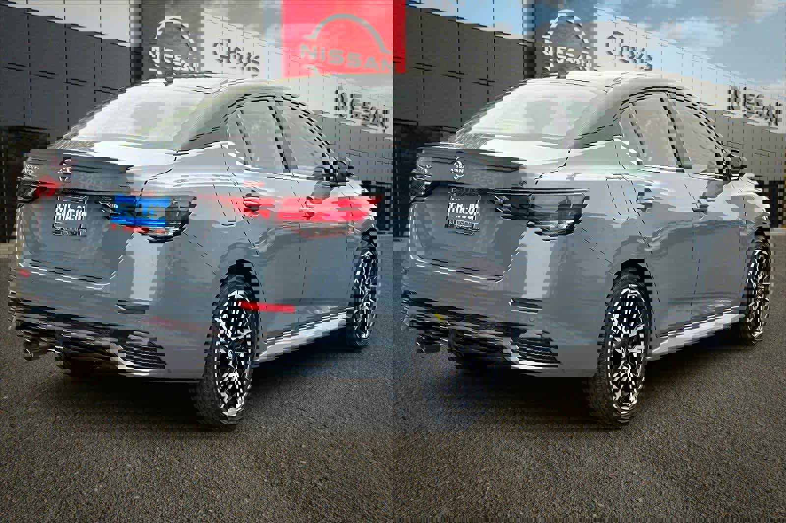 New 2025 Nissan Sentra SR image 3