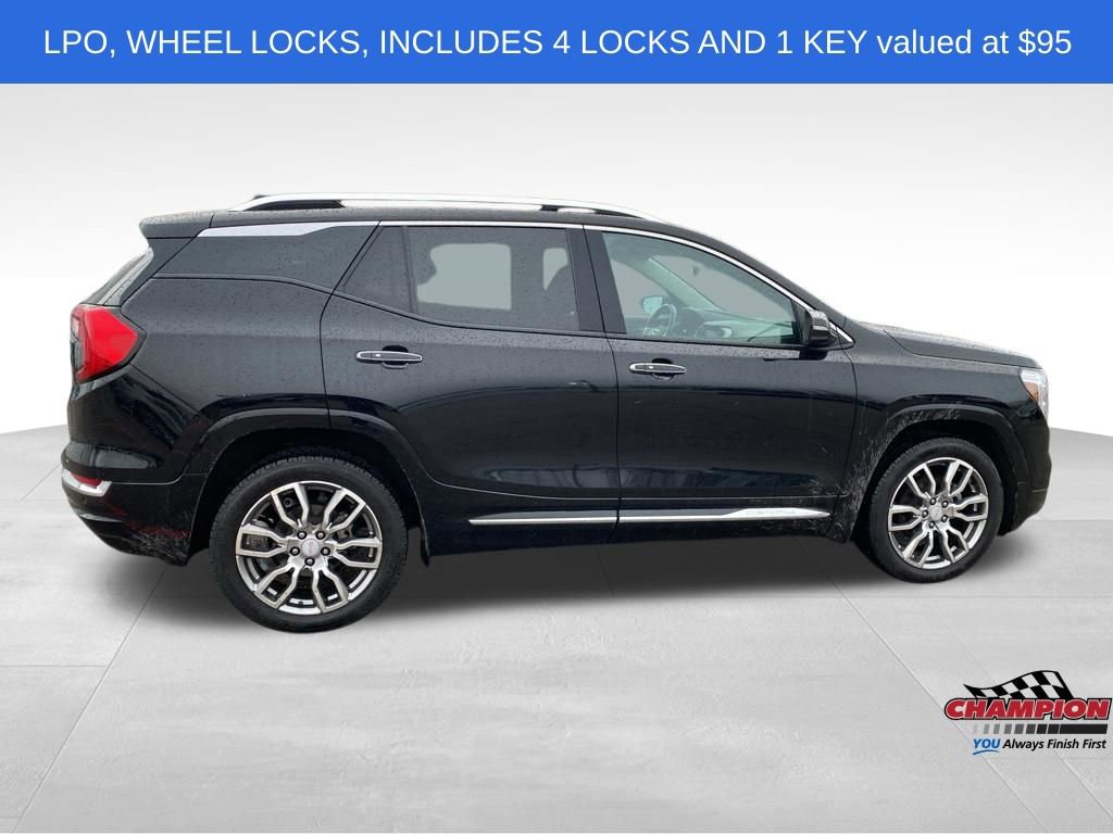 Used 2022 GMC Terrain Denali w/ LPO, Floor Liner Package image 8