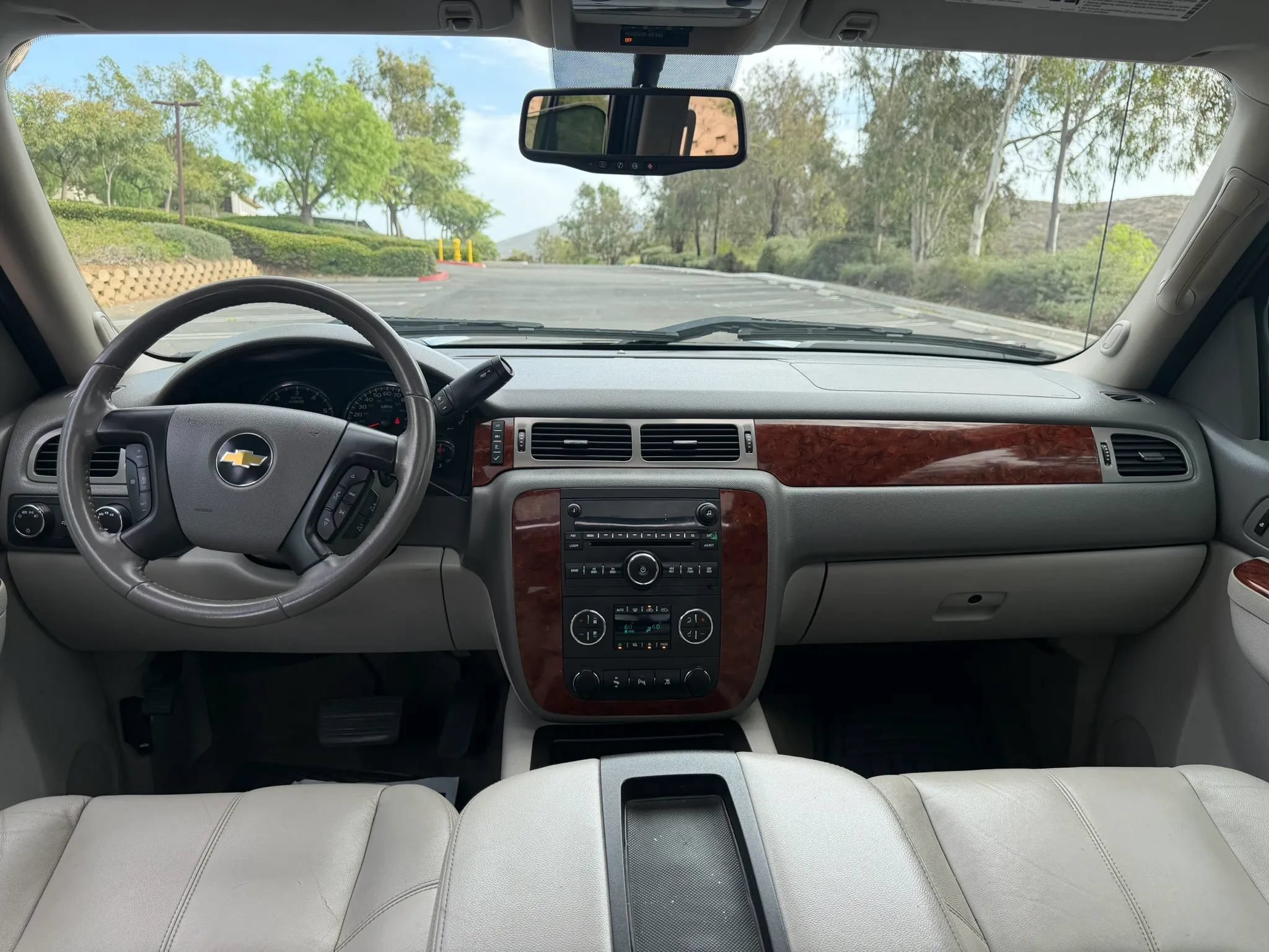 Used 2011 Chevrolet Silverado 1500 LTZ w/ Max Trailering Pack AWD/4WD image 17