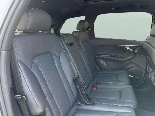 Certified 2025 Audi Q7 3.0T Prestige w/ Prestige Package image 28