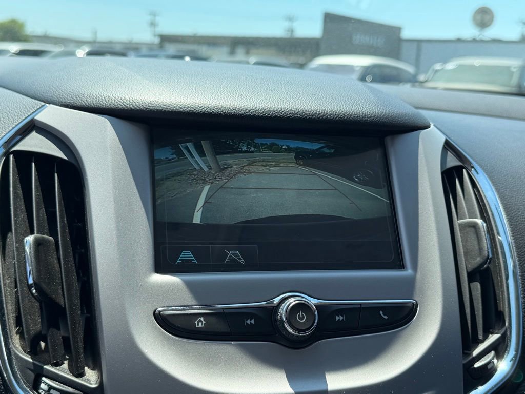 Used 2018 Chevrolet Cruze LS FWD image 20