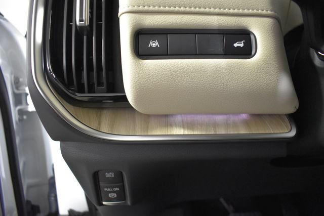 New 2026 Nissan Armada Platinum AWD/4WD image 14