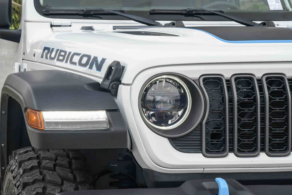Used 2024 Jeep Wrangler Unlimited Rubicon 4xe AWD/4WD image 5