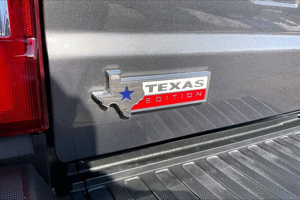 Used 2024 Ford F350 XLT image 29