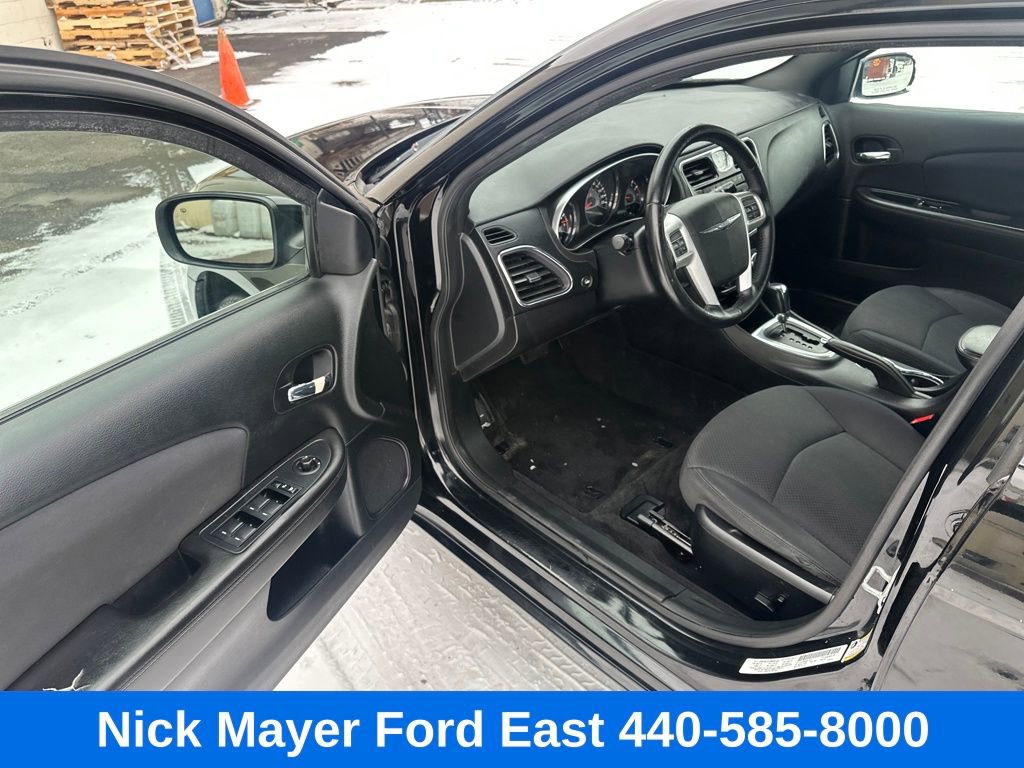 Used 2013 Chrysler 200 Touring w/ Cold Weather Group image 19