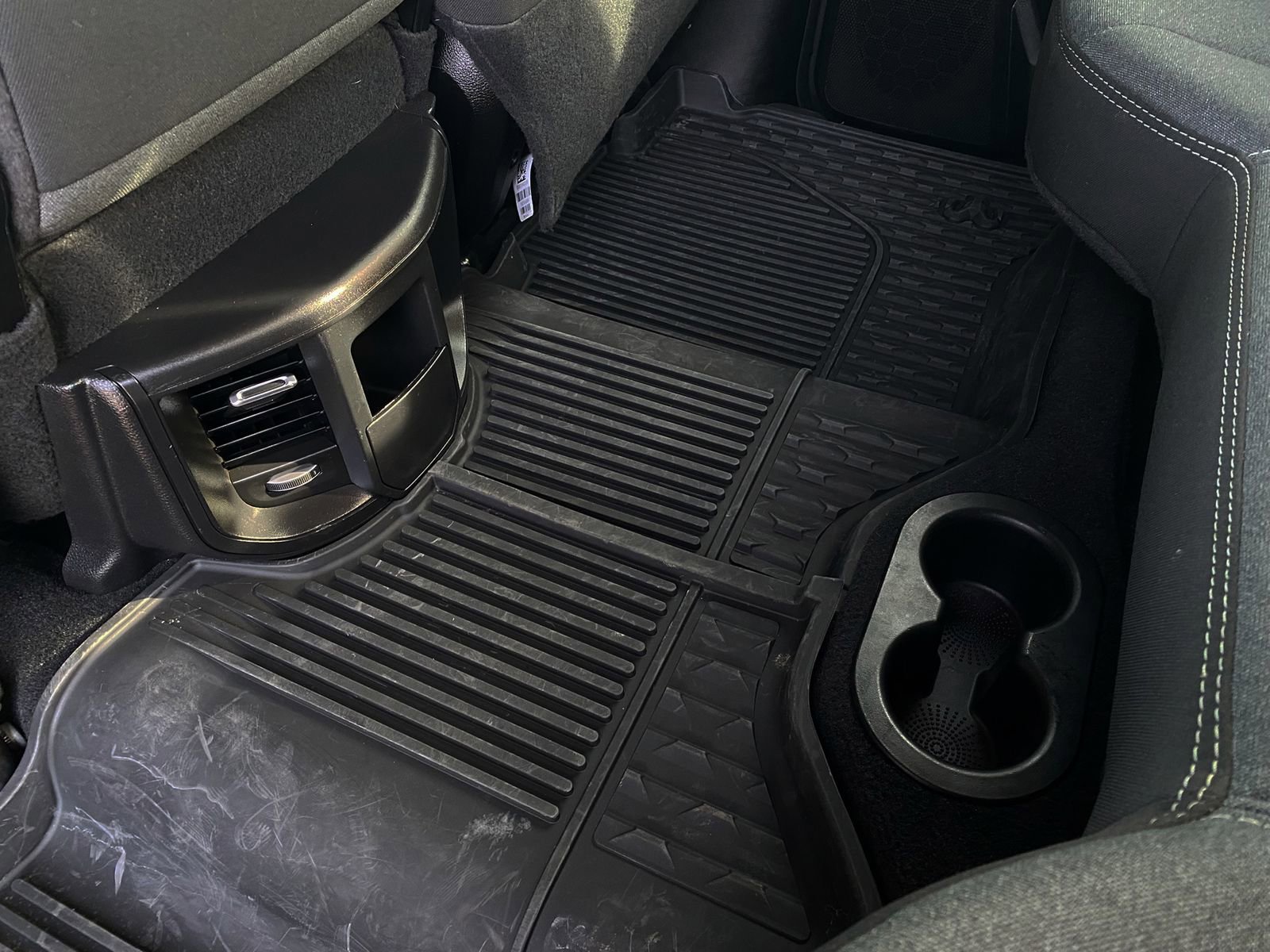 Used 2024 RAM 2500 Tradesman w/ Chrome Appearance Group image 31