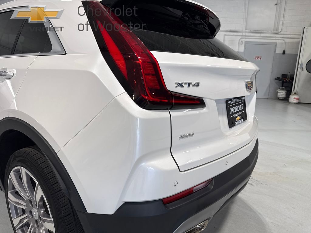 Used 2020 Cadillac XT4 Premium Luxury w/ Enhanced Visibility Package image 46
