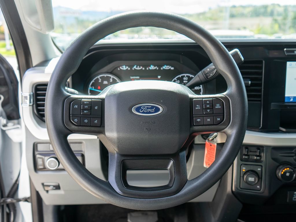 Used 2023 Ford F450 XLT w/ FX4 Off-Road Package AWD/4WD image 14