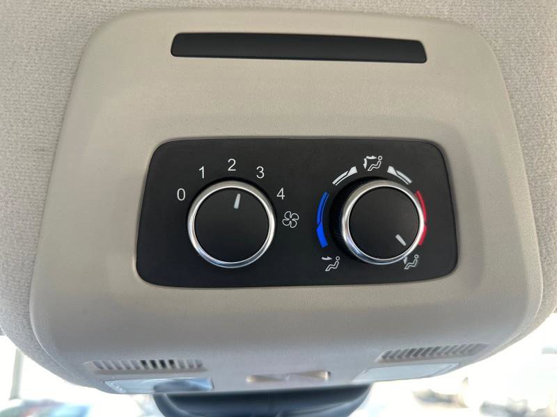 Used 2021 Ford Transit 350 XLT image 17