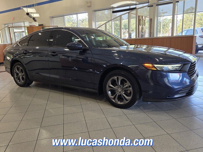 Used 2024 Honda Accord EX image 3