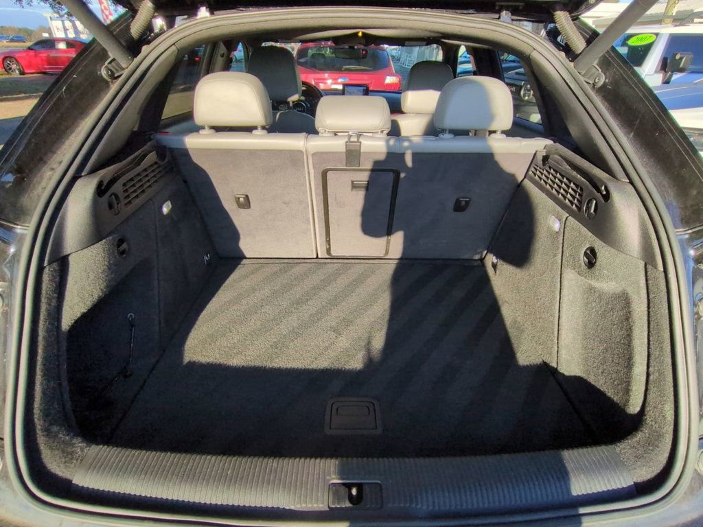 Used 2017 Audi Q3 2.0T Premium Plus w/ Premium Plus Package image 24