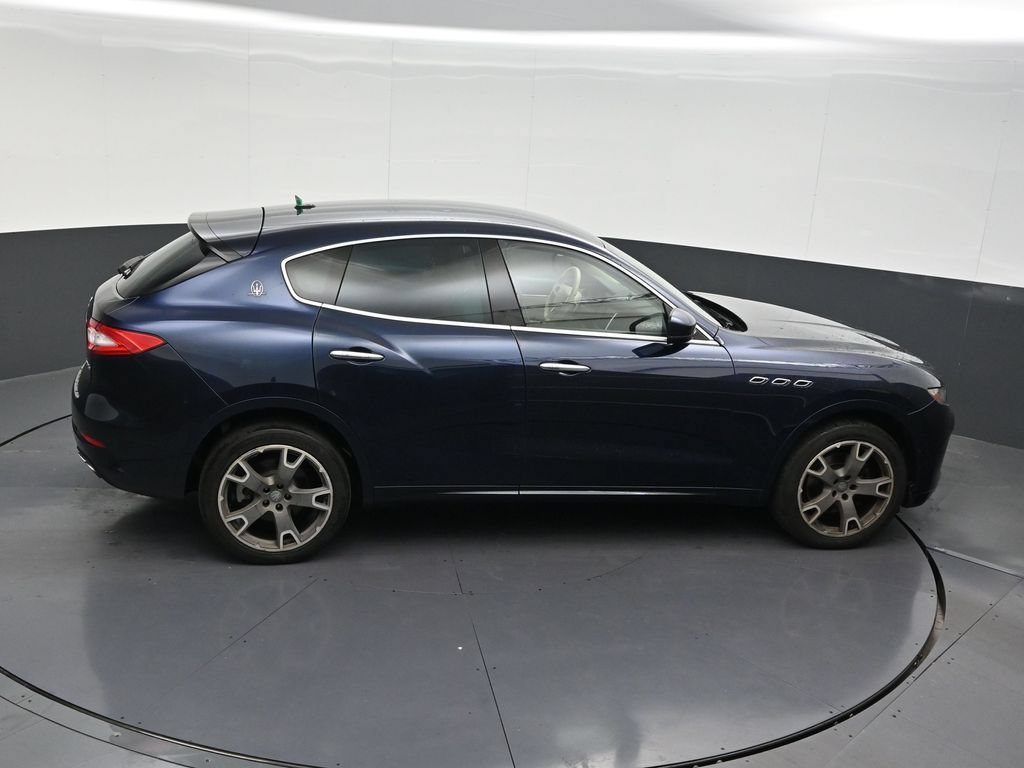 Used 2019 Maserati Levante AWD/4WD image 19