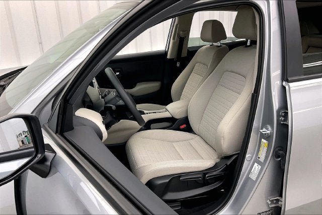 Certified 2027 Honda HR-V LX image 8