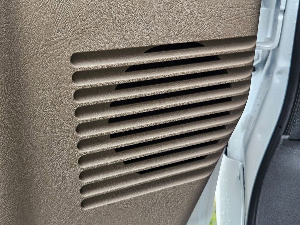 New 2025 Chevrolet Express 2500 Extended image 12