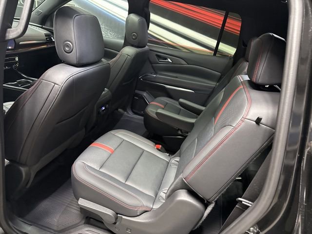 Used 2024 Chevrolet Traverse RS w/ LPO, Floor Liner Package image 10