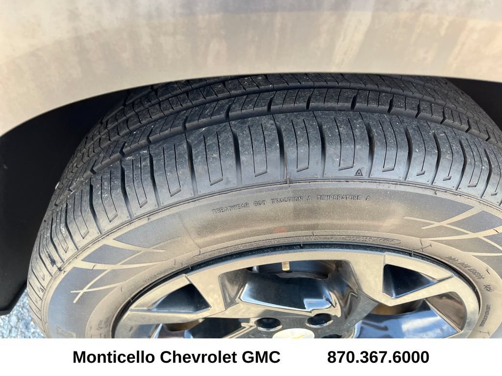 Certified 2024 Chevrolet Trax LS w/ LS Convenience Package FWD image 29