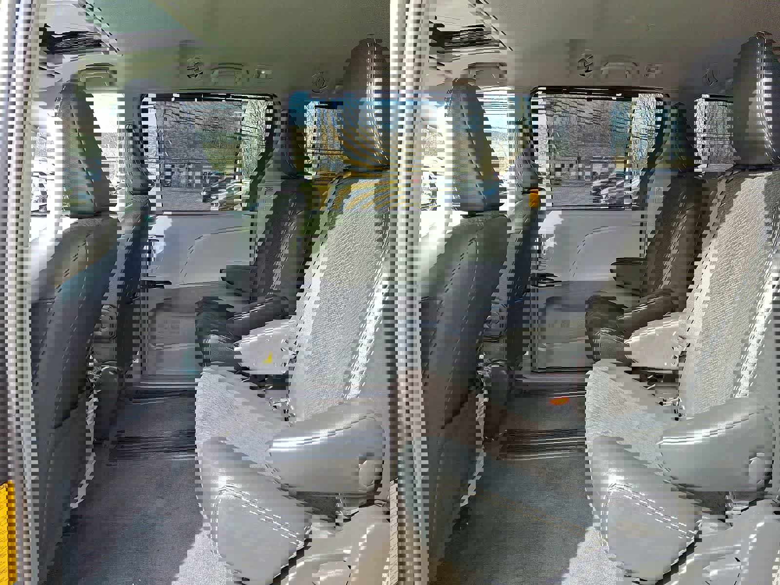 Used 2014 Toyota Sienna SE image 12