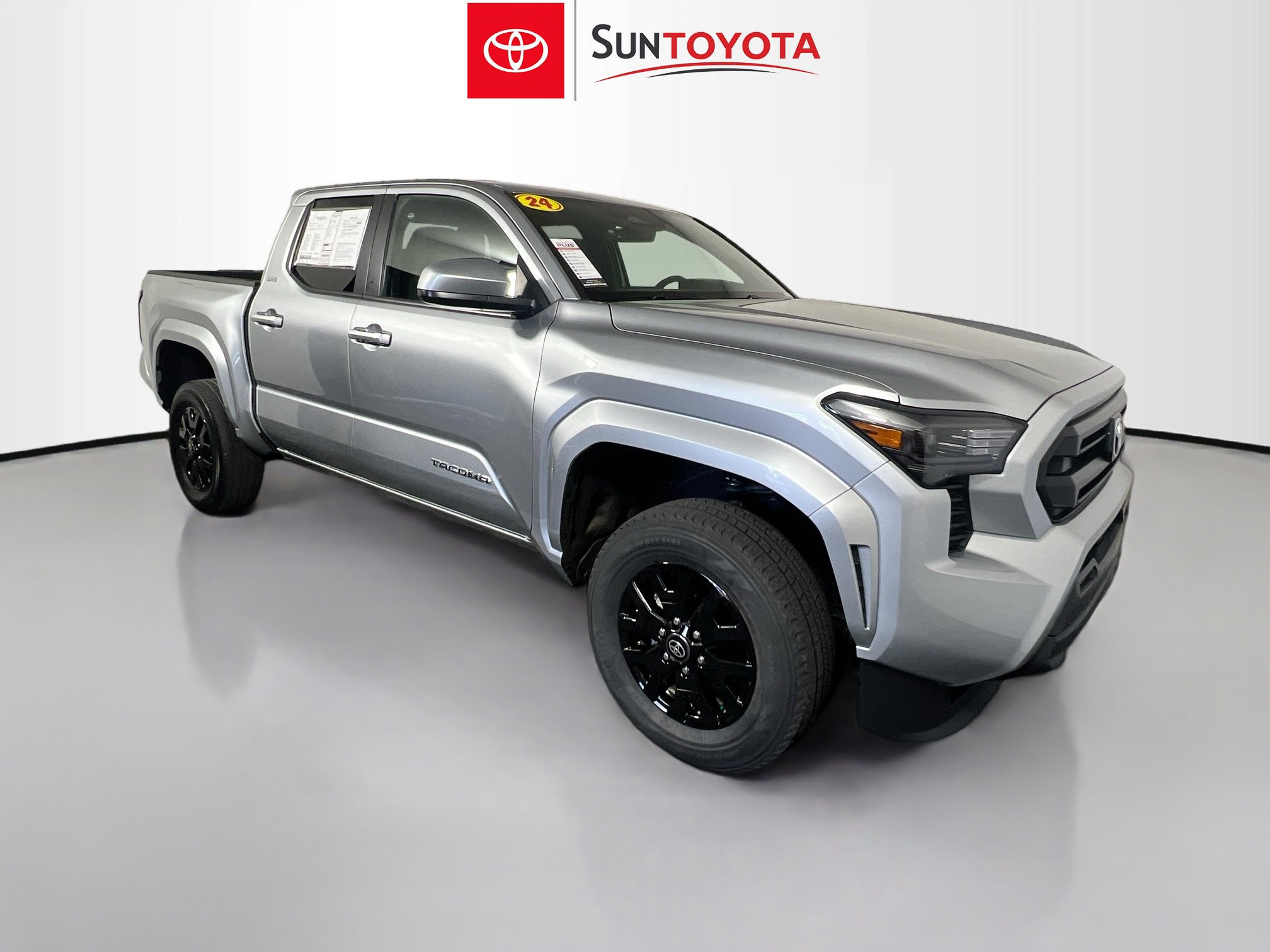 Used 2024 Toyota Tacoma SR5 RWD image 1