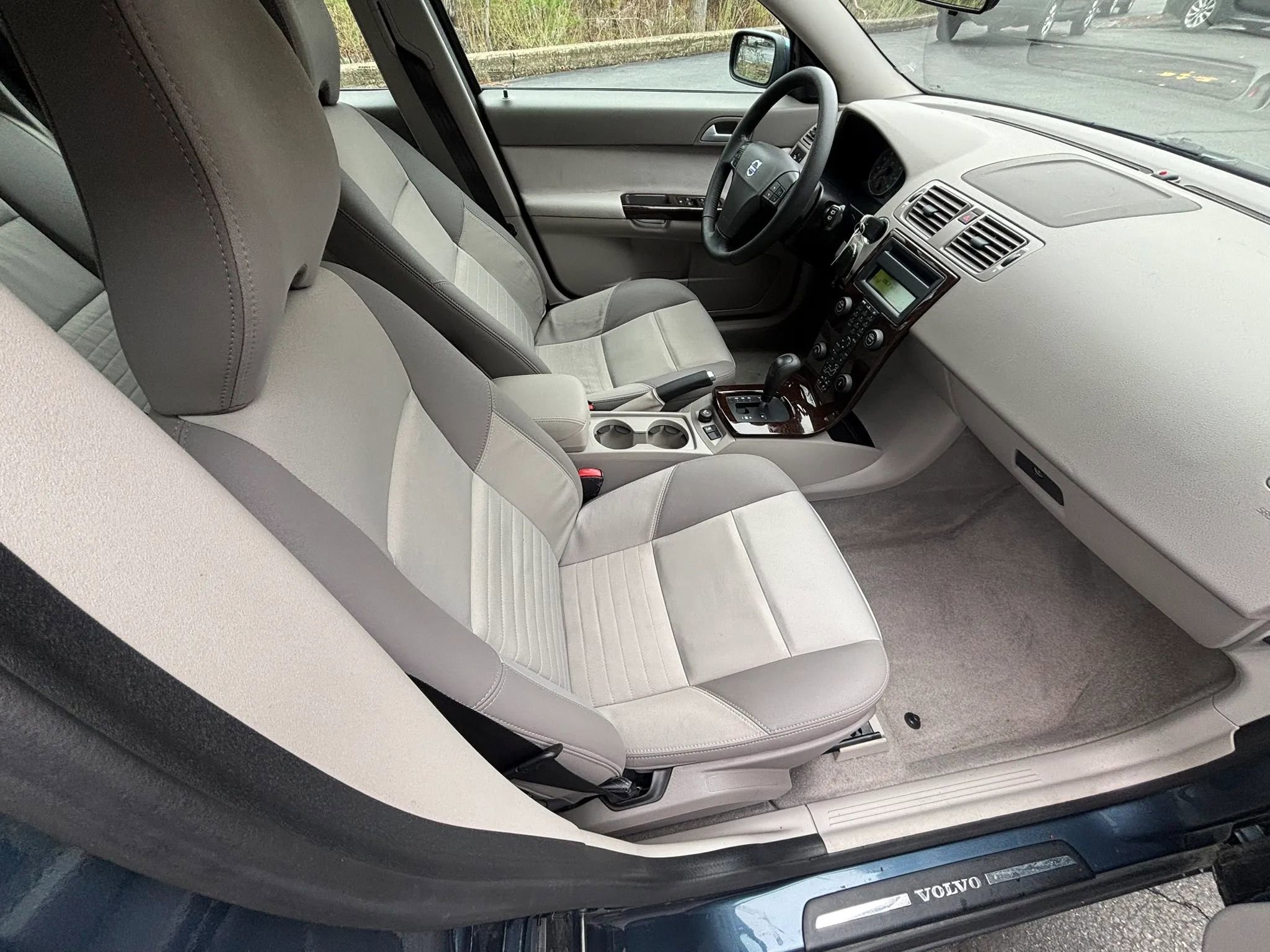 Used 2006 Volvo V50 2.4i FWD image 23