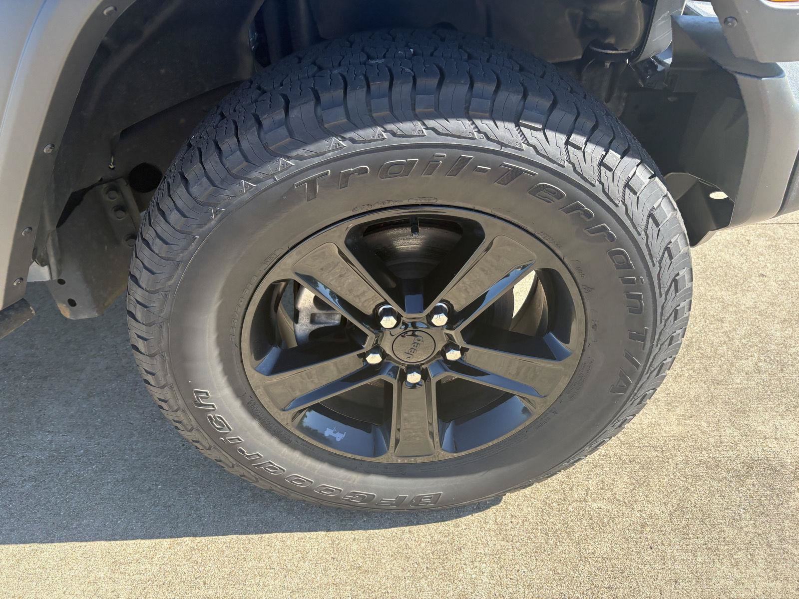 Used 2022 Jeep Wrangler Unlimited Sport AWD/4WD image 24