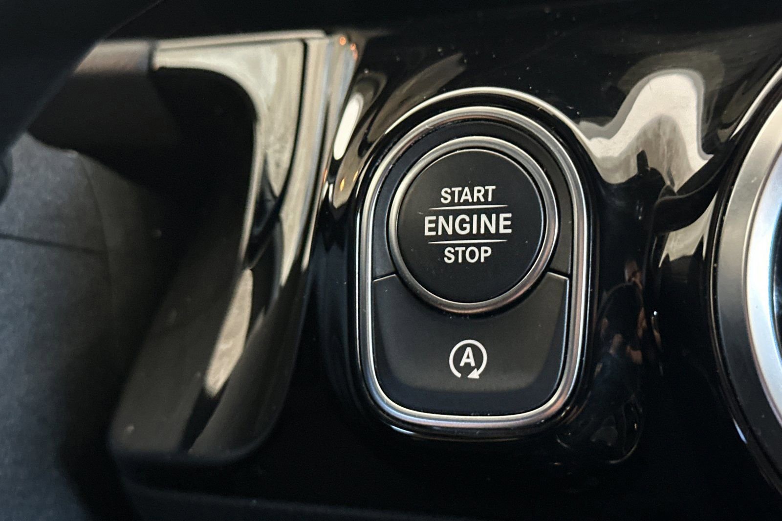 Certified 2022 Mercedes-Benz GLA 250 image 30