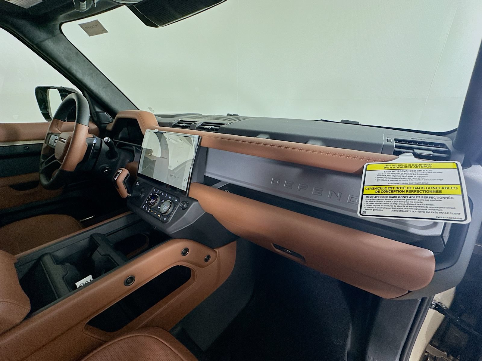 New 2026 Land Rover Defender 110 OCTA AWD/4WD image 46
