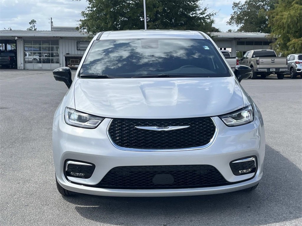 New 2026 Chrysler Pacifica Select image 8