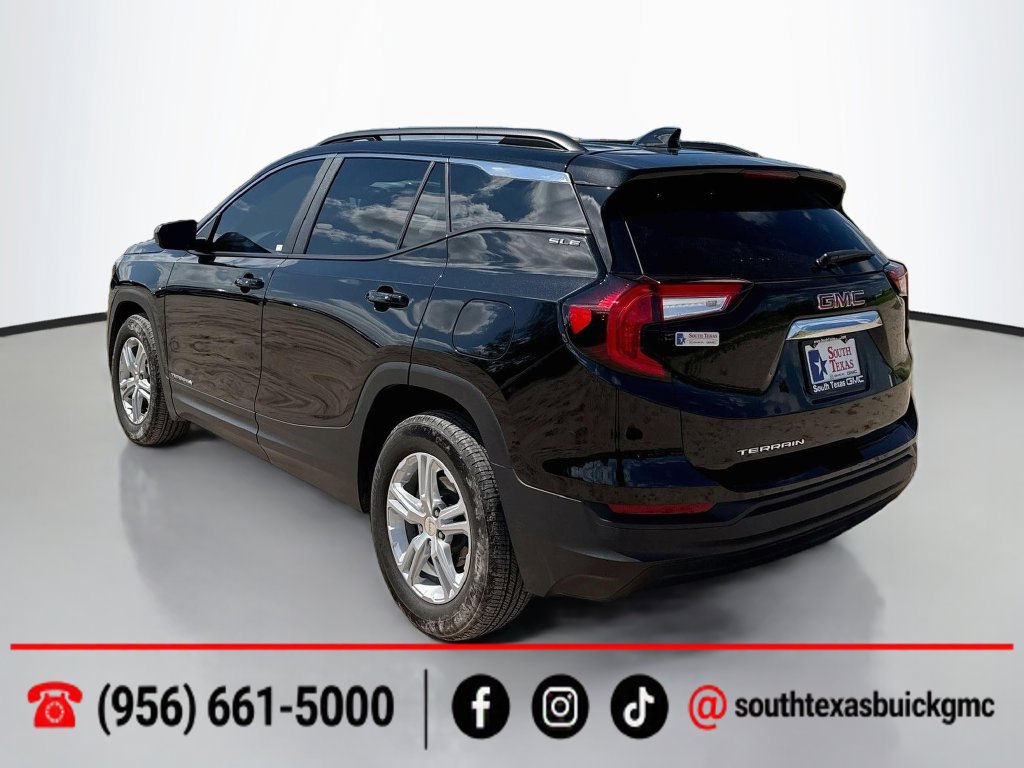 Used 2024 GMC Terrain SLE w/ Driver Convenience Package FWD image 6