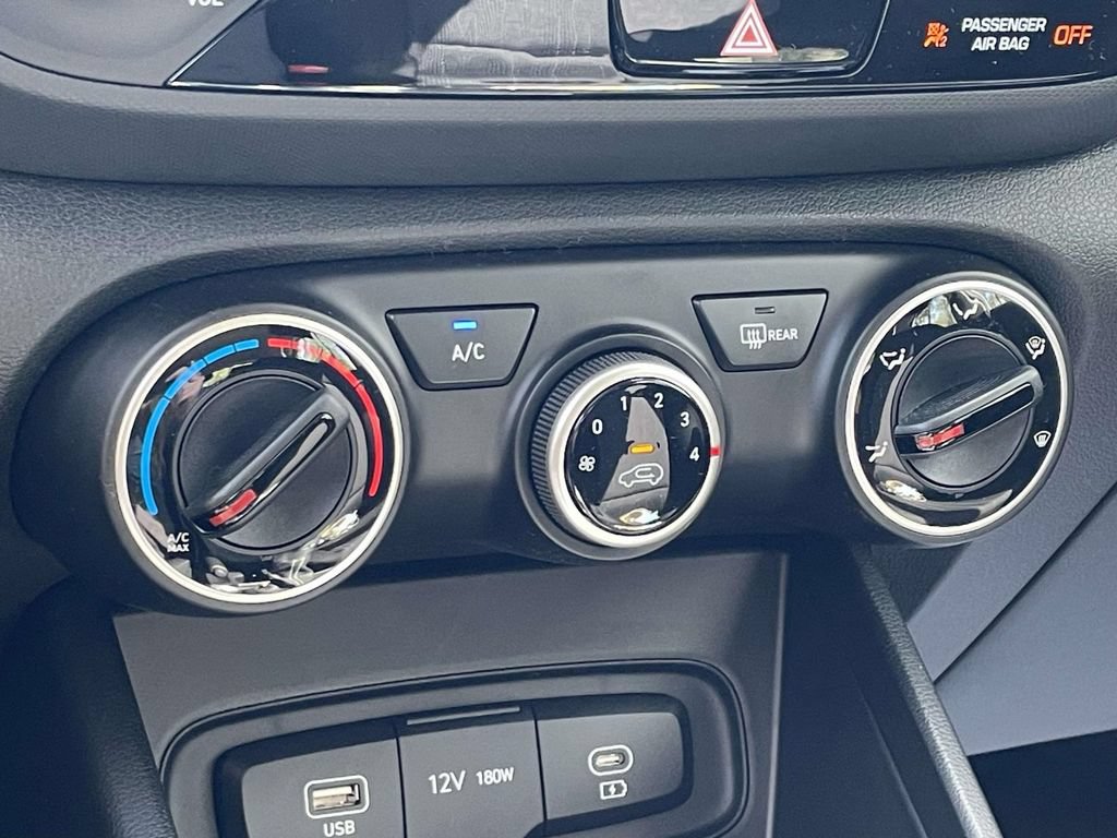 New 2026 Hyundai Venue SE FWD image 26