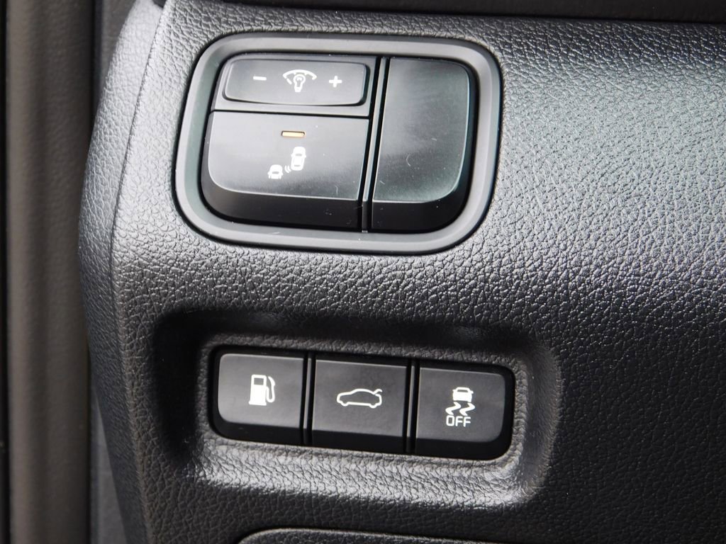 Used 2018 Kia Optima LX image 21