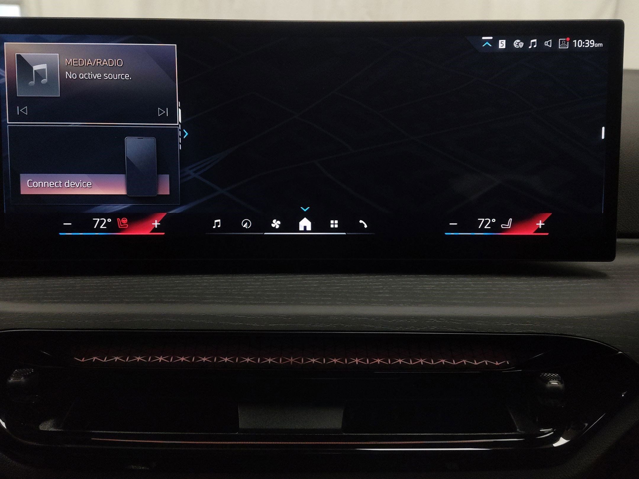 New 2026 BMW 330i xDrive Sedan w/ M Sport Package image 19