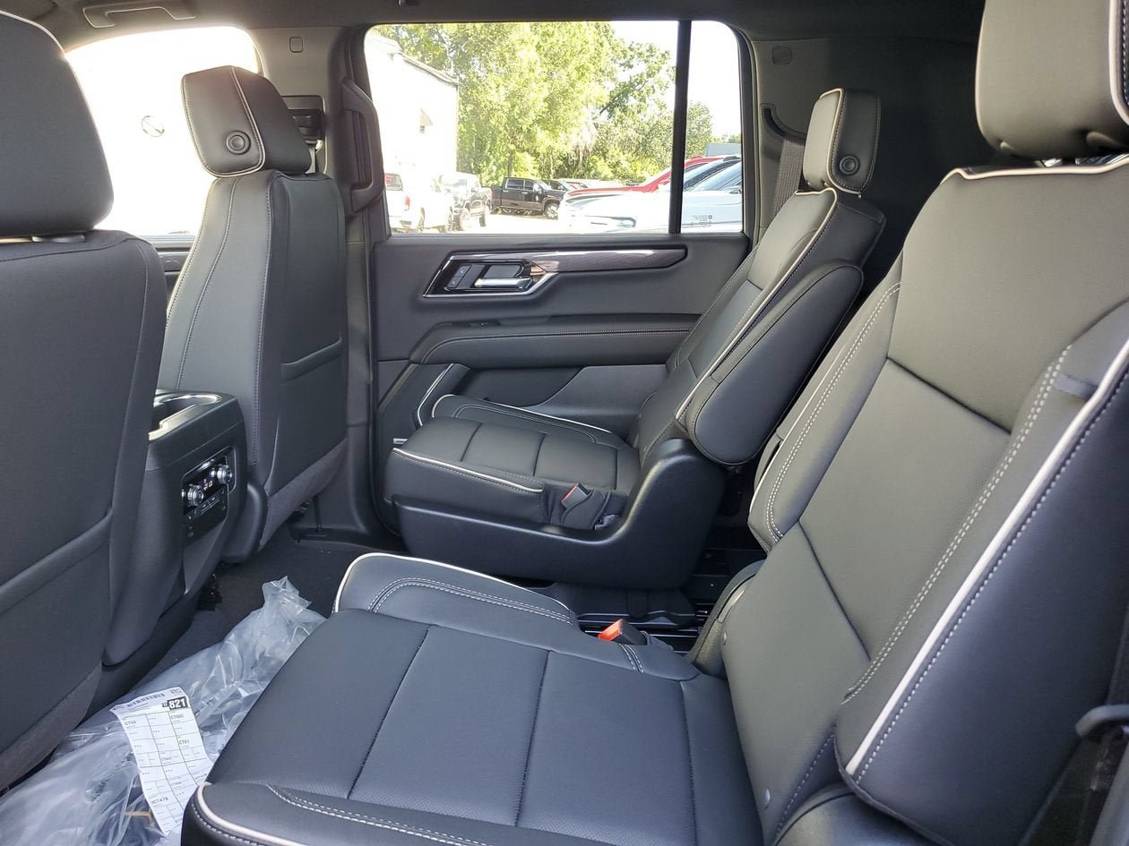 New 2026 GMC Yukon XL Elevation AWD/4WD image 11