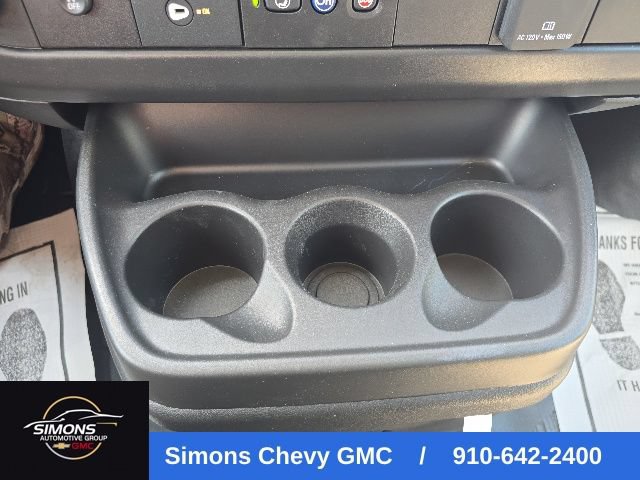 Used 2025 GMC Savana 3500 RWD image 20