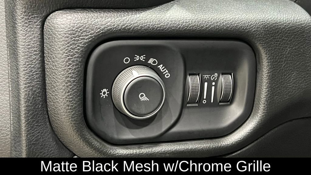 Used 2020 RAM 3500 Tradesman w/ Towing Technology Group image 16