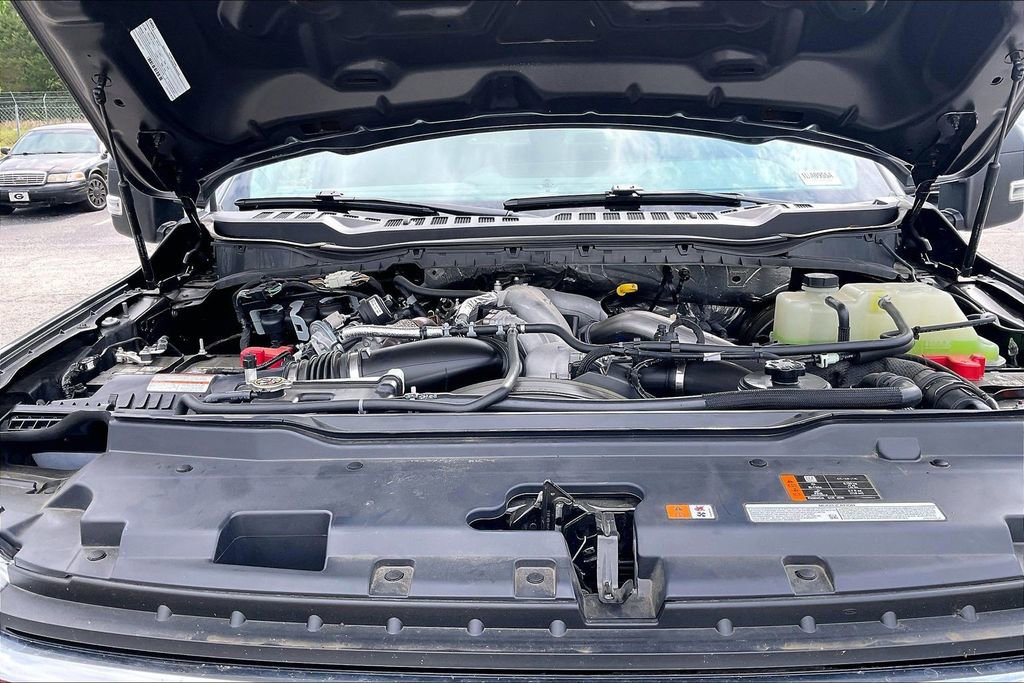 Used 2025 Ford F250 XLT w/ F-250 >10K GVWR Package AWD/4WD image 10
