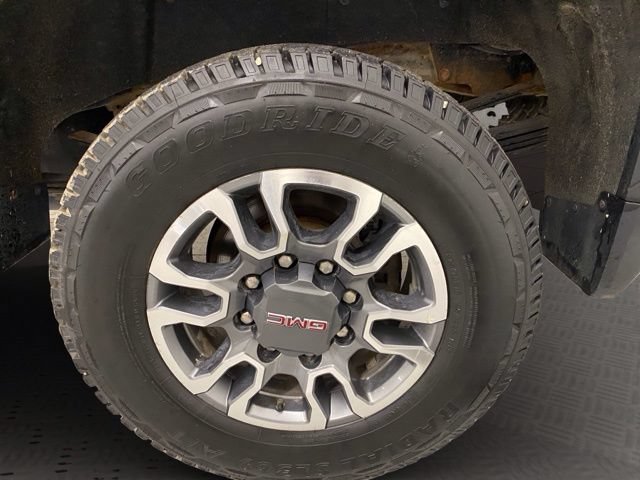 Used 2022 GMC Sierra 3500 SLT w/ SLT Preferred Package AWD/4WD image 35
