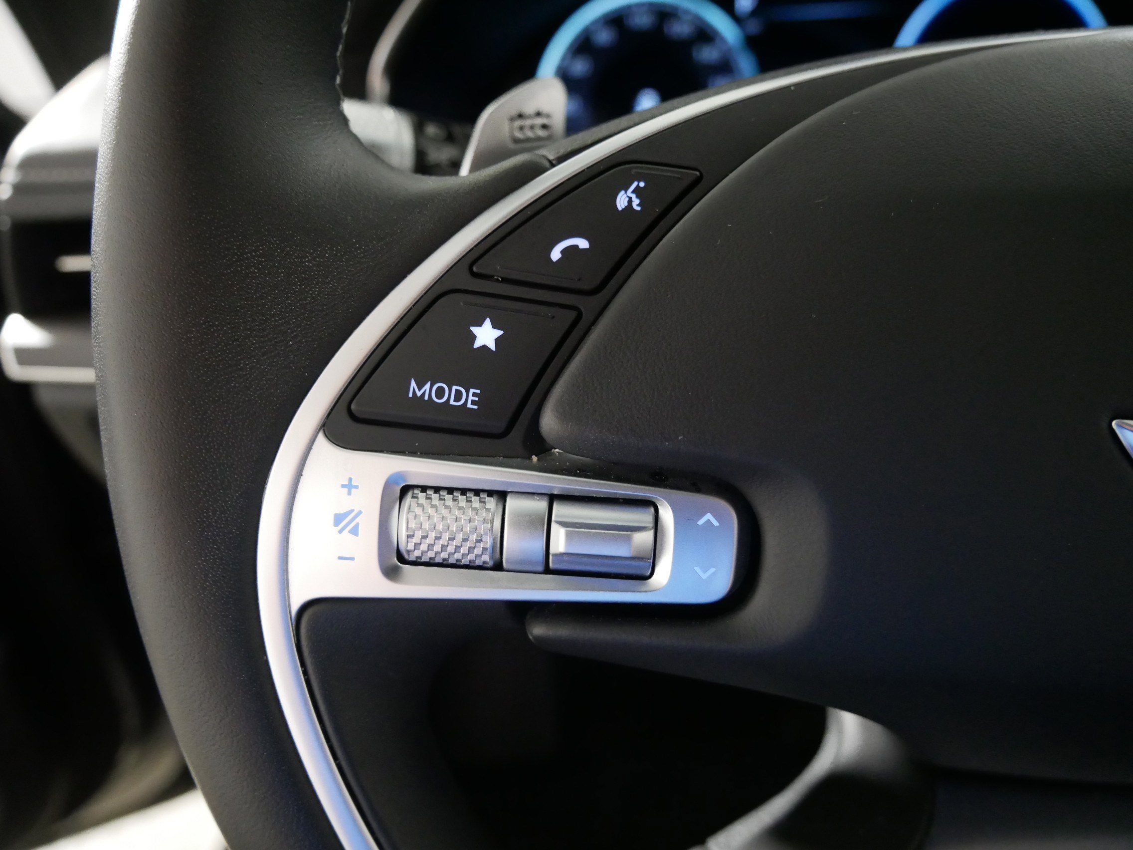 Used 2024 Genesis G80 w/ Prestige Package image 27