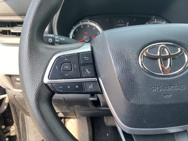 Used 2022 Toyota Highlander L AWD/4WD image 20