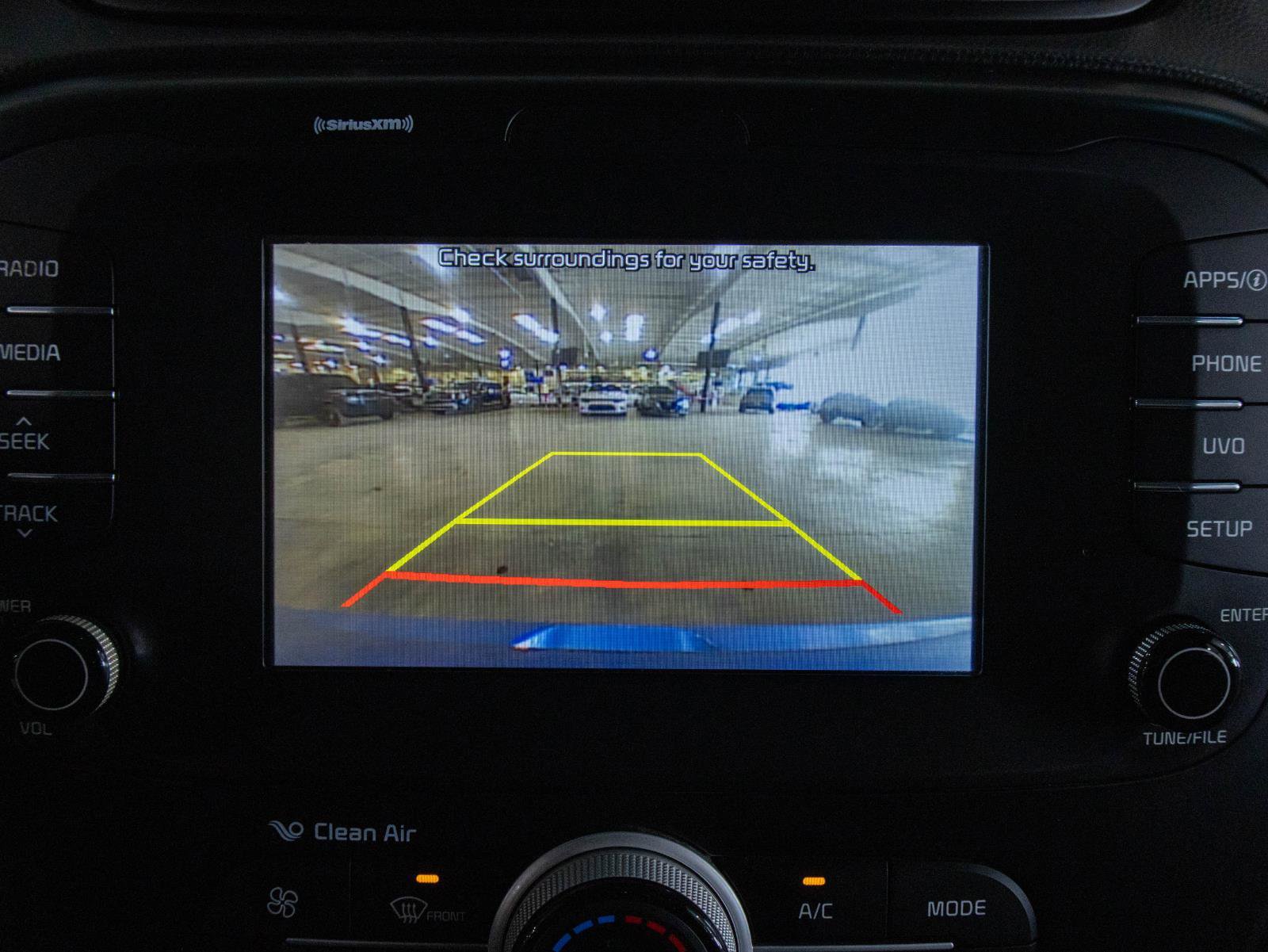 Used 2019 Kia Soul + image 6