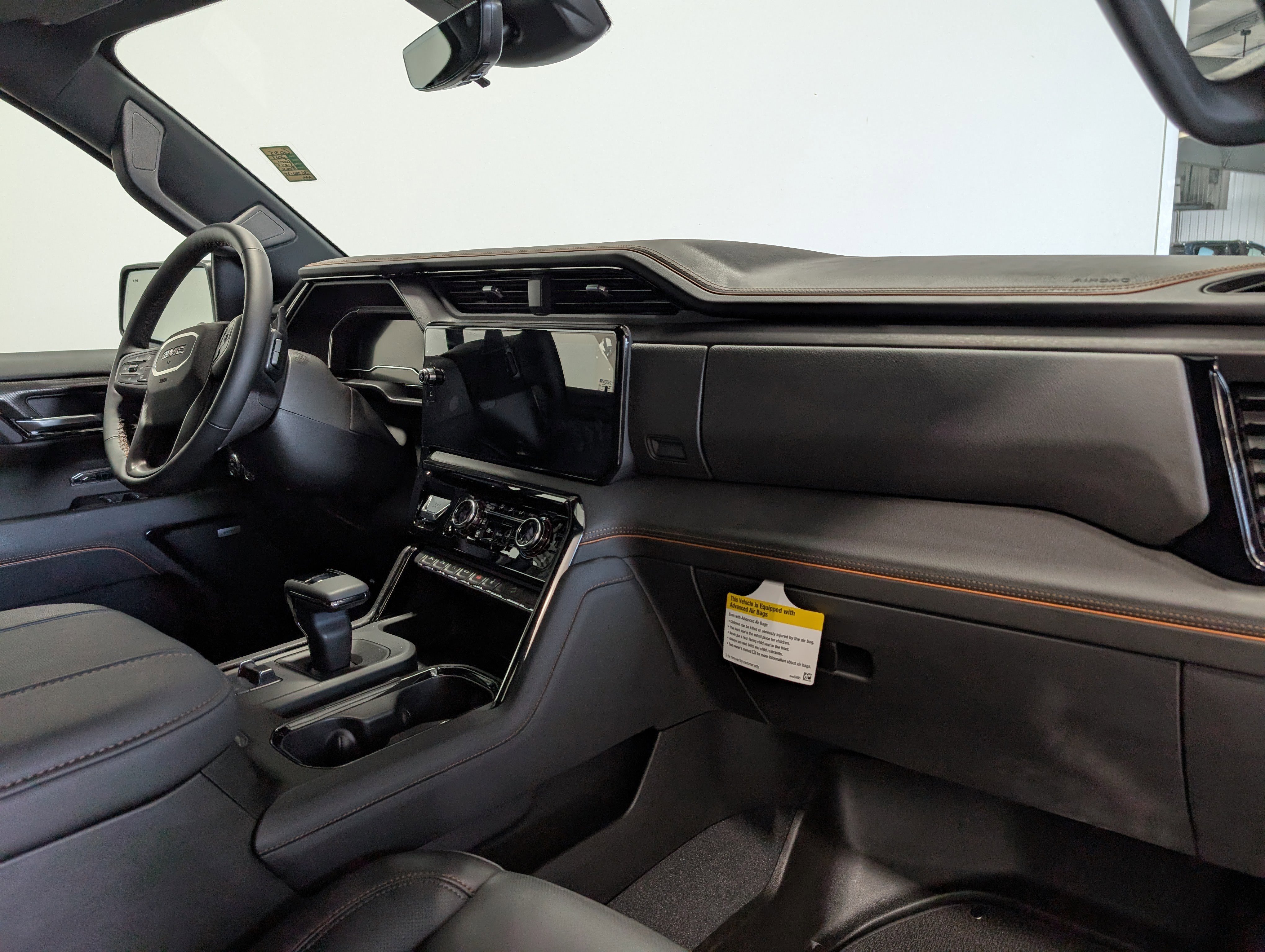 Used 2025 GMC Sierra 1500 AT4 w/ AT4 Premium Package image 22