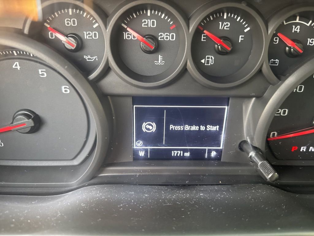 Used 2025 Chevrolet Silverado 2500 Custom w/ Custom Value Package image 3