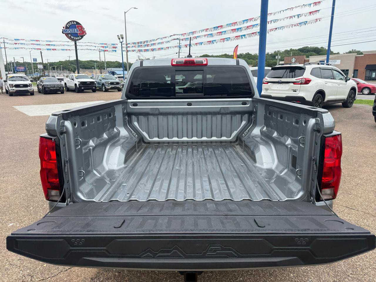 Used 2024 Chevrolet Colorado Trail Boss w/ Advanced Trailering Package AWD/4WD image 8