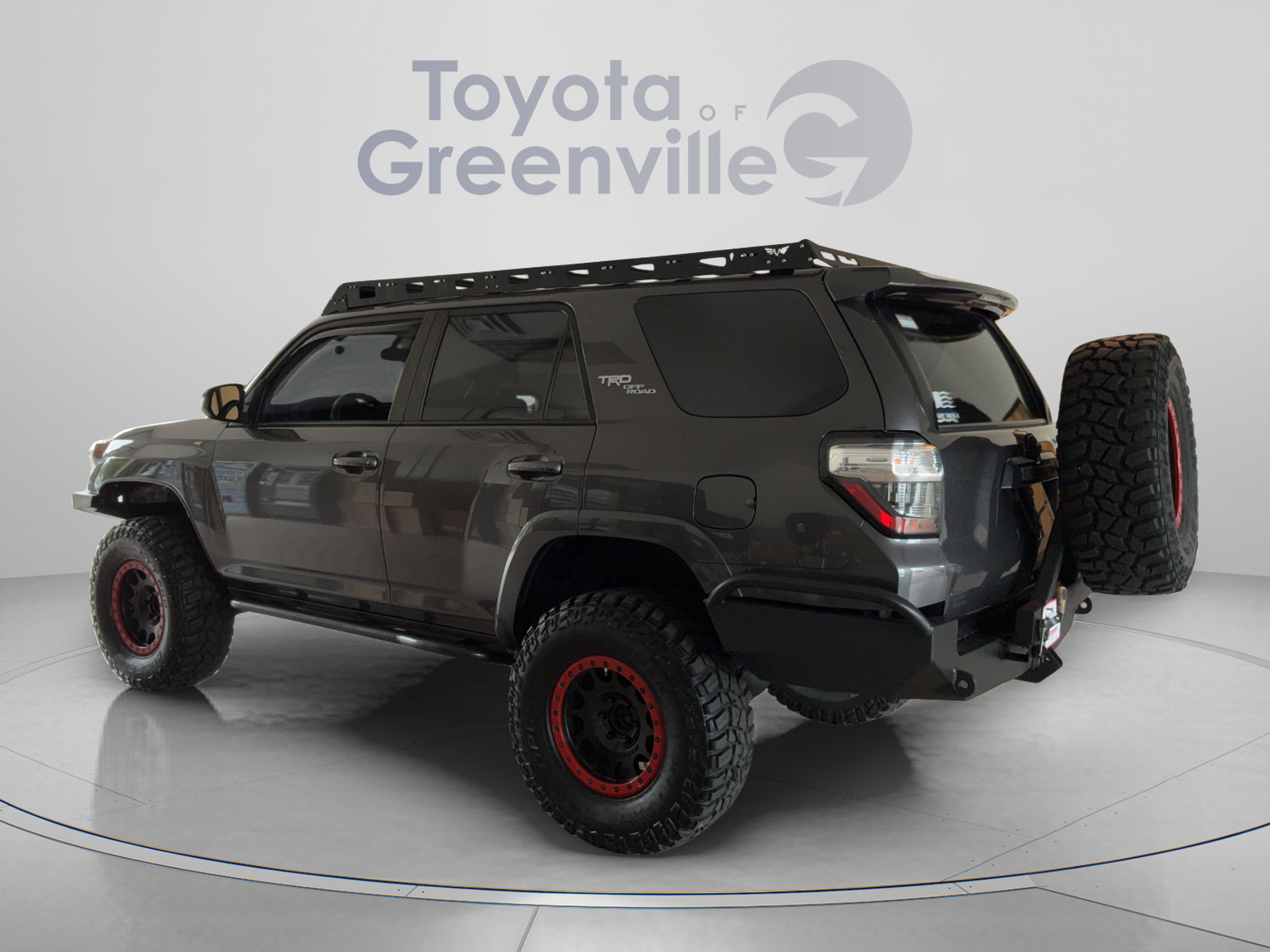 Used 2018 Toyota 4Runner TRD Off-Road w/ TRD Performance Package AWD/4WD image 4