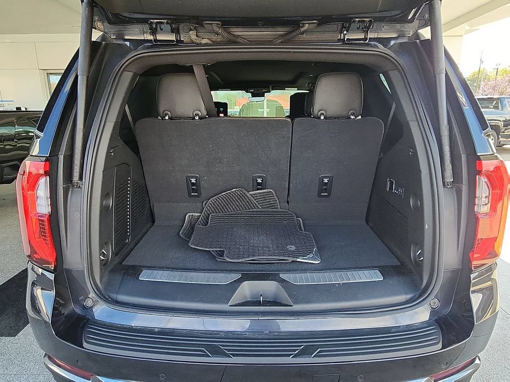 Certified 2025 GMC Yukon Denali Ultimate AWD/4WD image 26