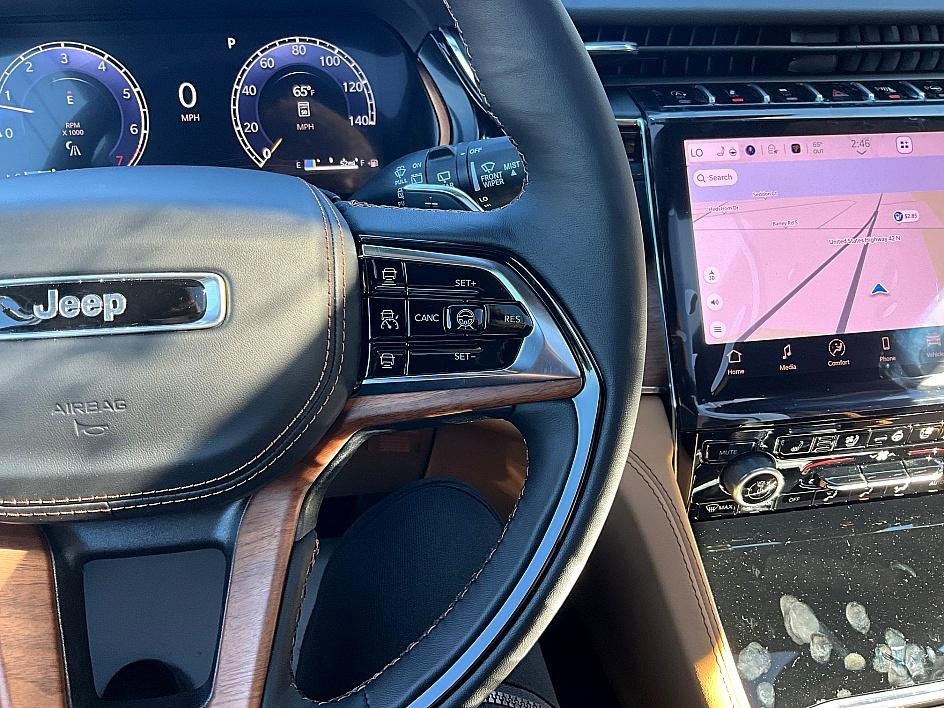 New 2025 Jeep Grand Cherokee L Summit image 24