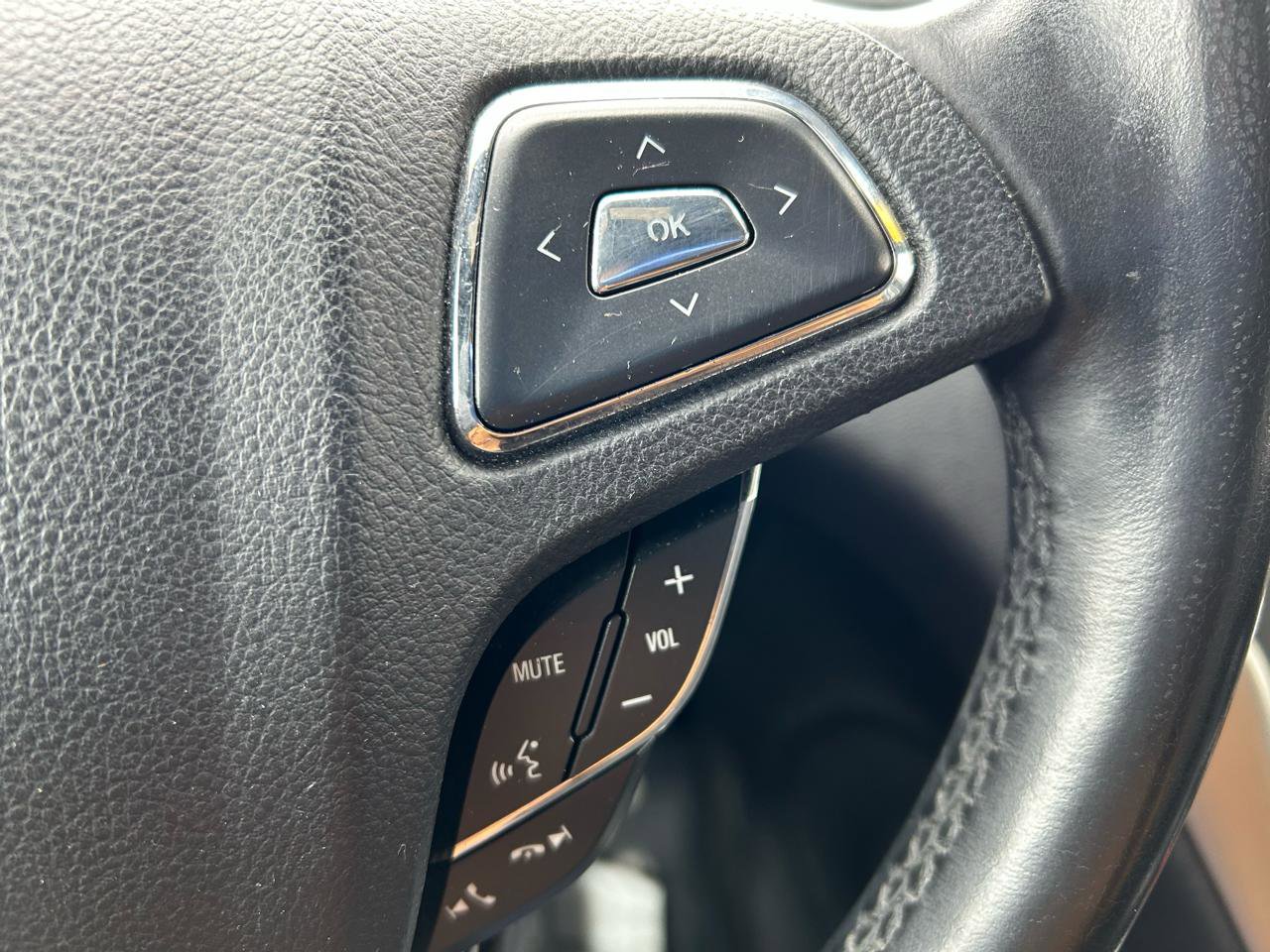Used 2015 Lincoln MKC AWD w/ Equipment Group 101A Select image 19