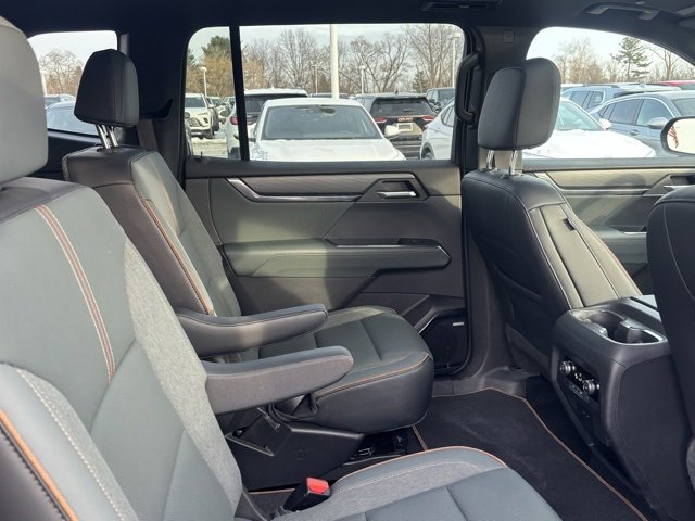 Used 2024 GMC Acadia AT4 image 17