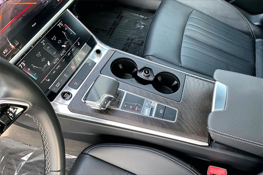 Used 2023 Audi A6 2.0T Premium w/ Convenience Package image 18