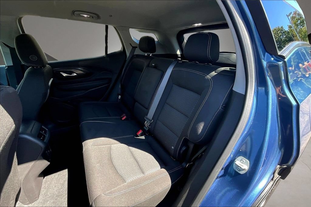 Used 2024 GMC Terrain SLE AWD/4WD image 22