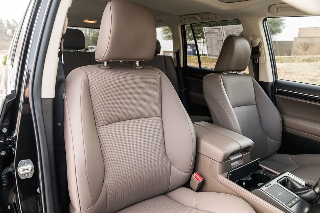Used 2023 Lexus GX 460 Premium image 30